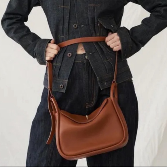 DeMaker Dilly Bag in Caramel Cafe - Picture 2 of 16